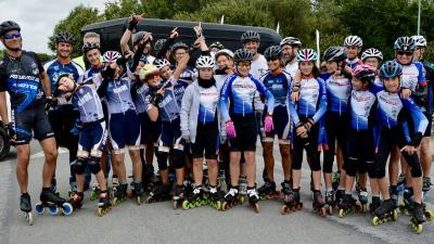 Les patineurs en ouverture du semi Auray-Vannes